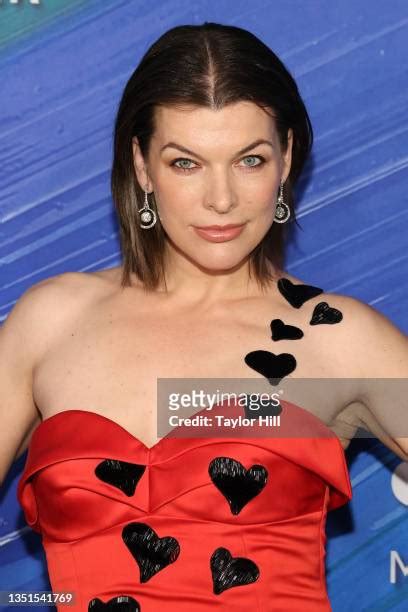 milla jovovich sexy|22,891 Milla Jovovich Images Stock Photos & High。